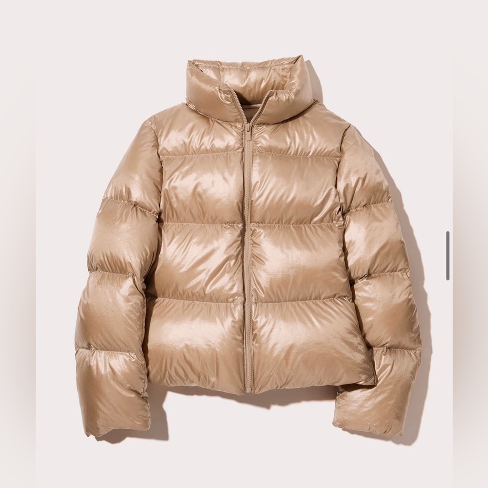 UNIQLO Ultra Light Down Shiny Puffer Jacket in Size Small